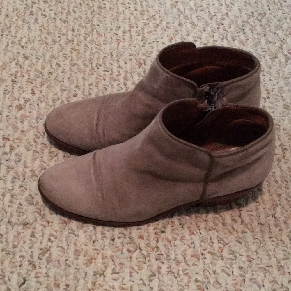 Sam Edelman Petty booties sz7 taupe
